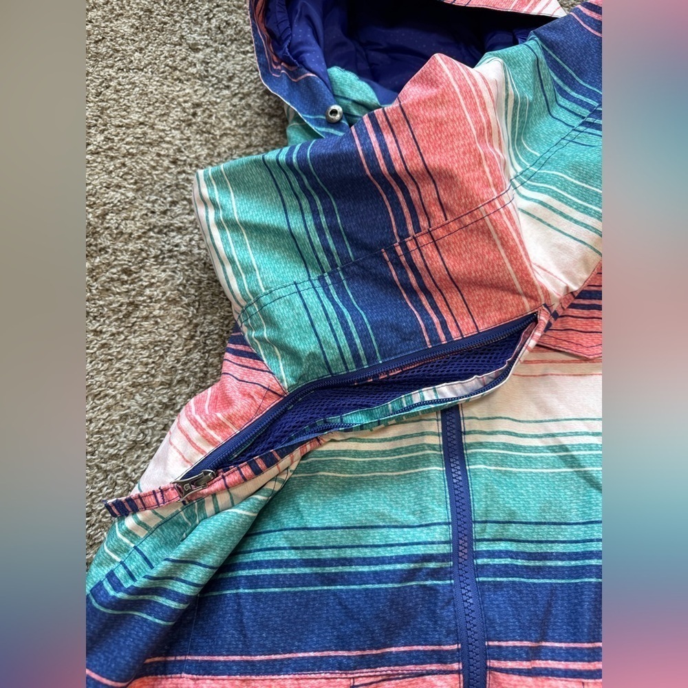 Burton Girl's XL Ski/Snowboard Coat - Picture 5 of 15